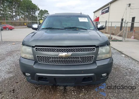 2011 Chevrolet Tahoe Ltz z USA, uszkodzony, nr VIN 1GNSCCE00BR178622